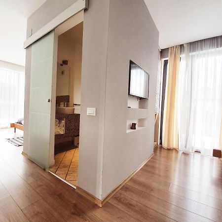 Villa Swiss 사셀레 외부 사진