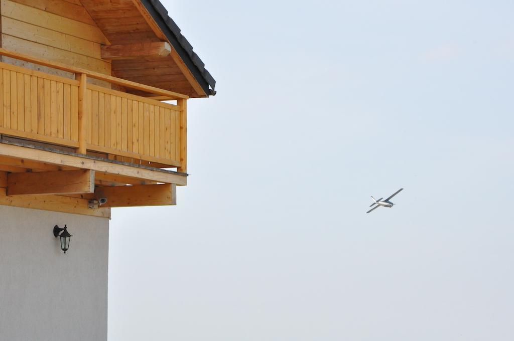 Villa Swiss 사셀레 외부 사진