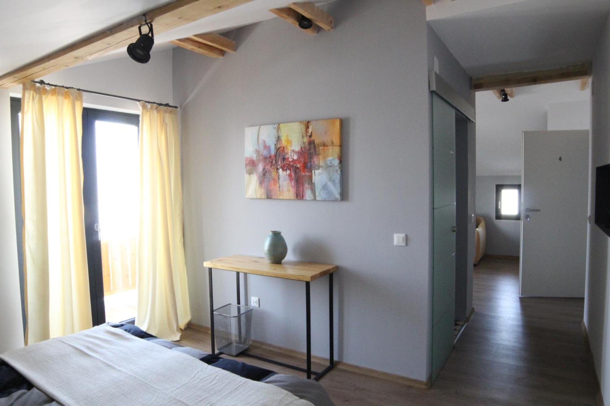 Villa Swiss 사셀레 외부 사진