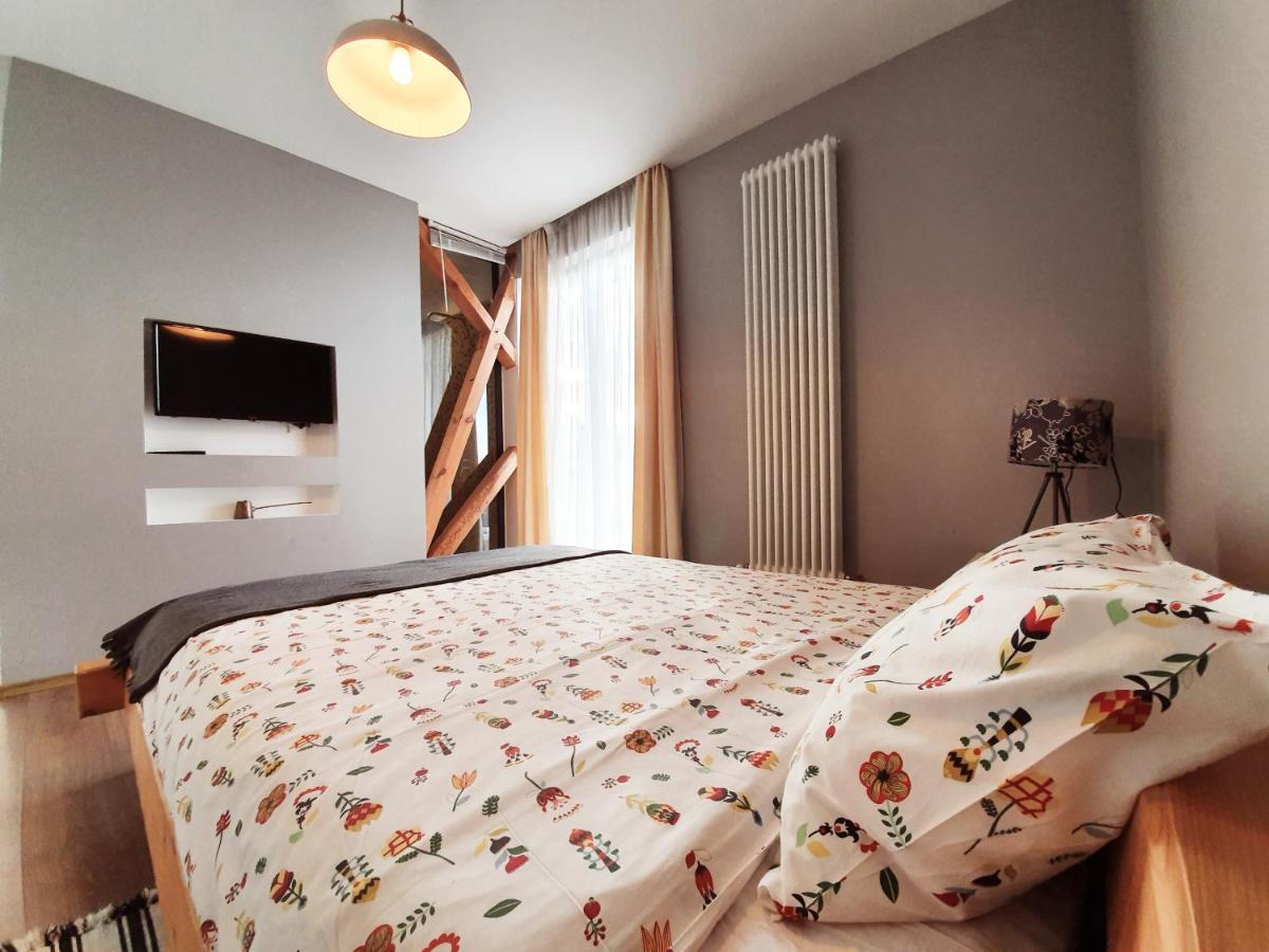 Villa Swiss 사셀레 외부 사진