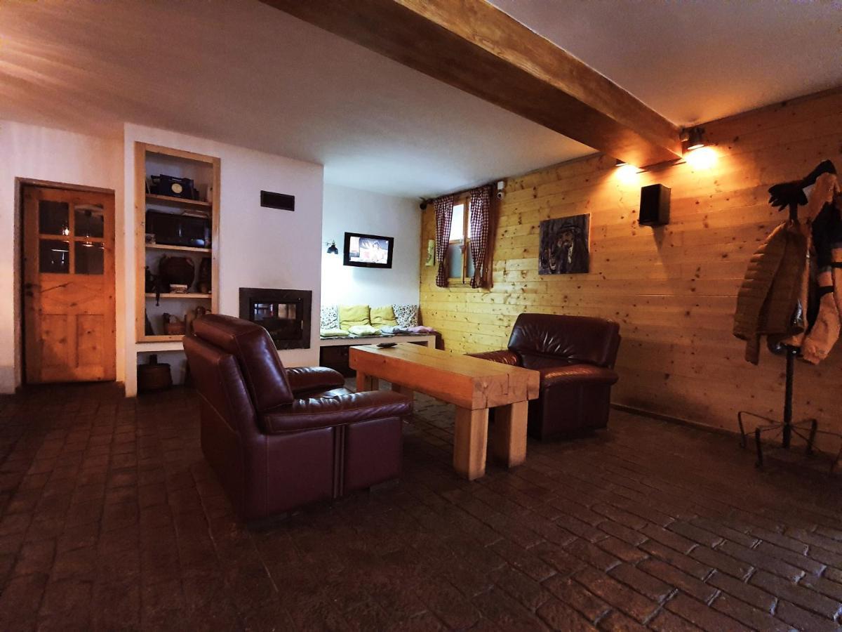 Villa Swiss 사셀레 외부 사진